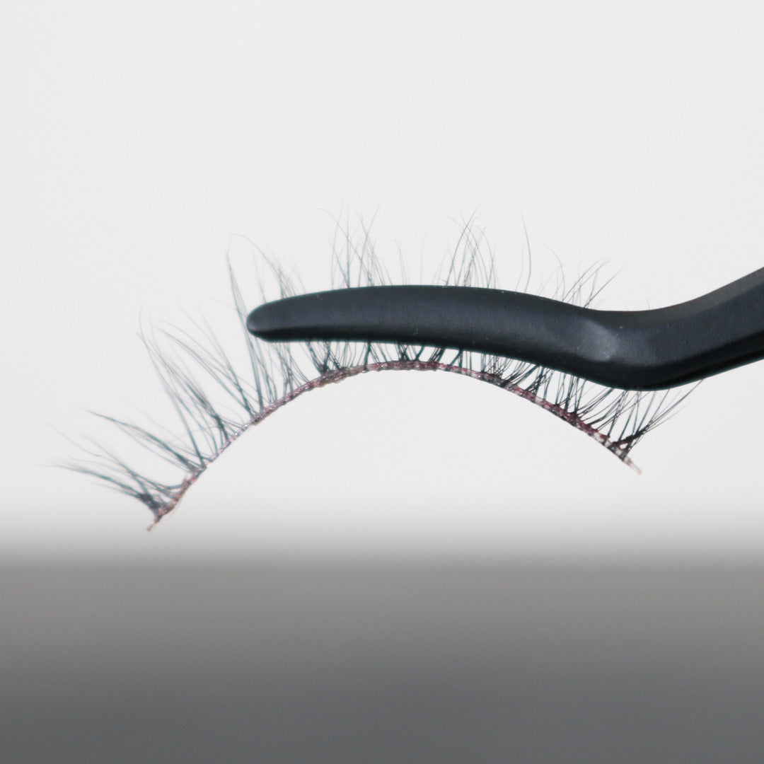 Curved Lash Tool