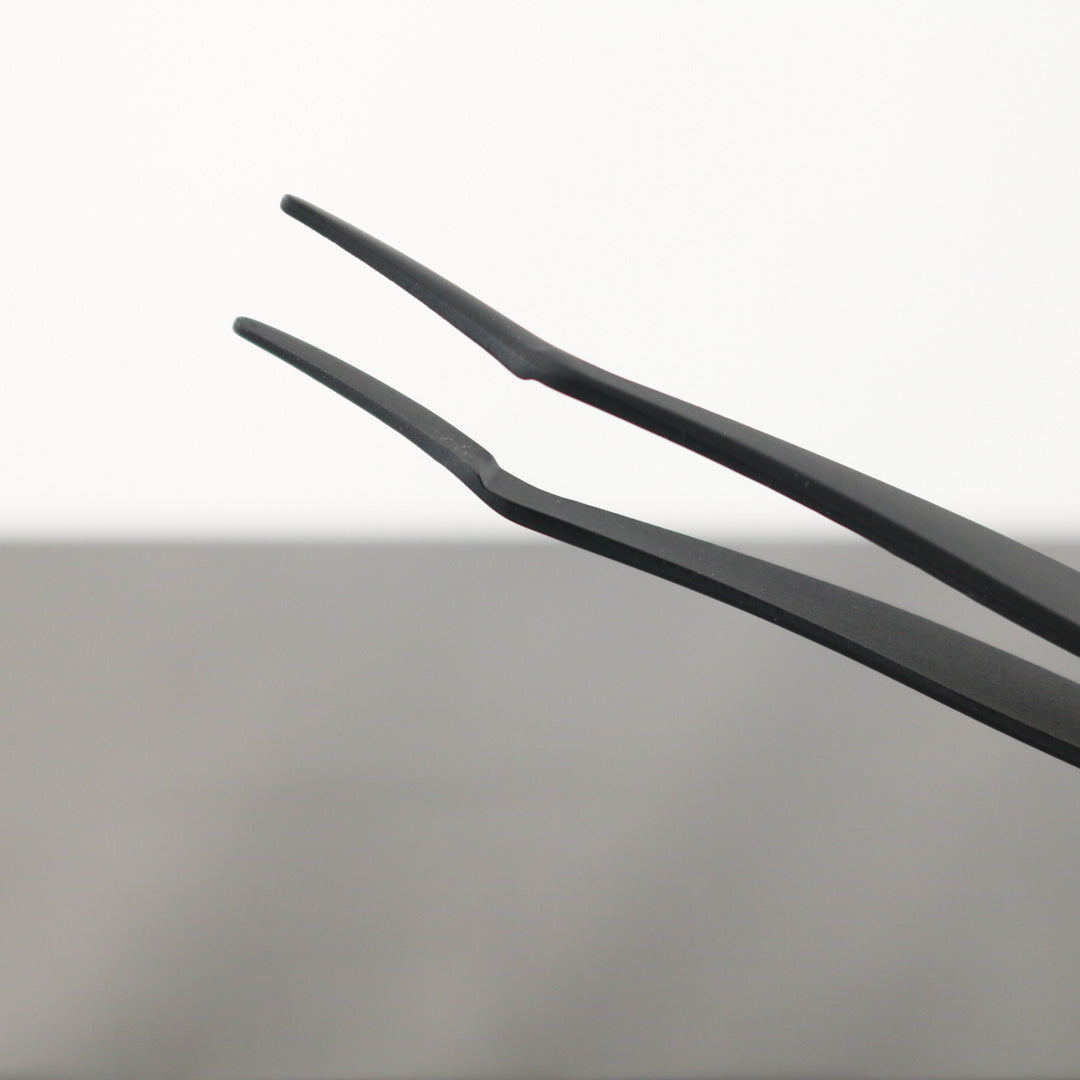 Curved Lash Tool